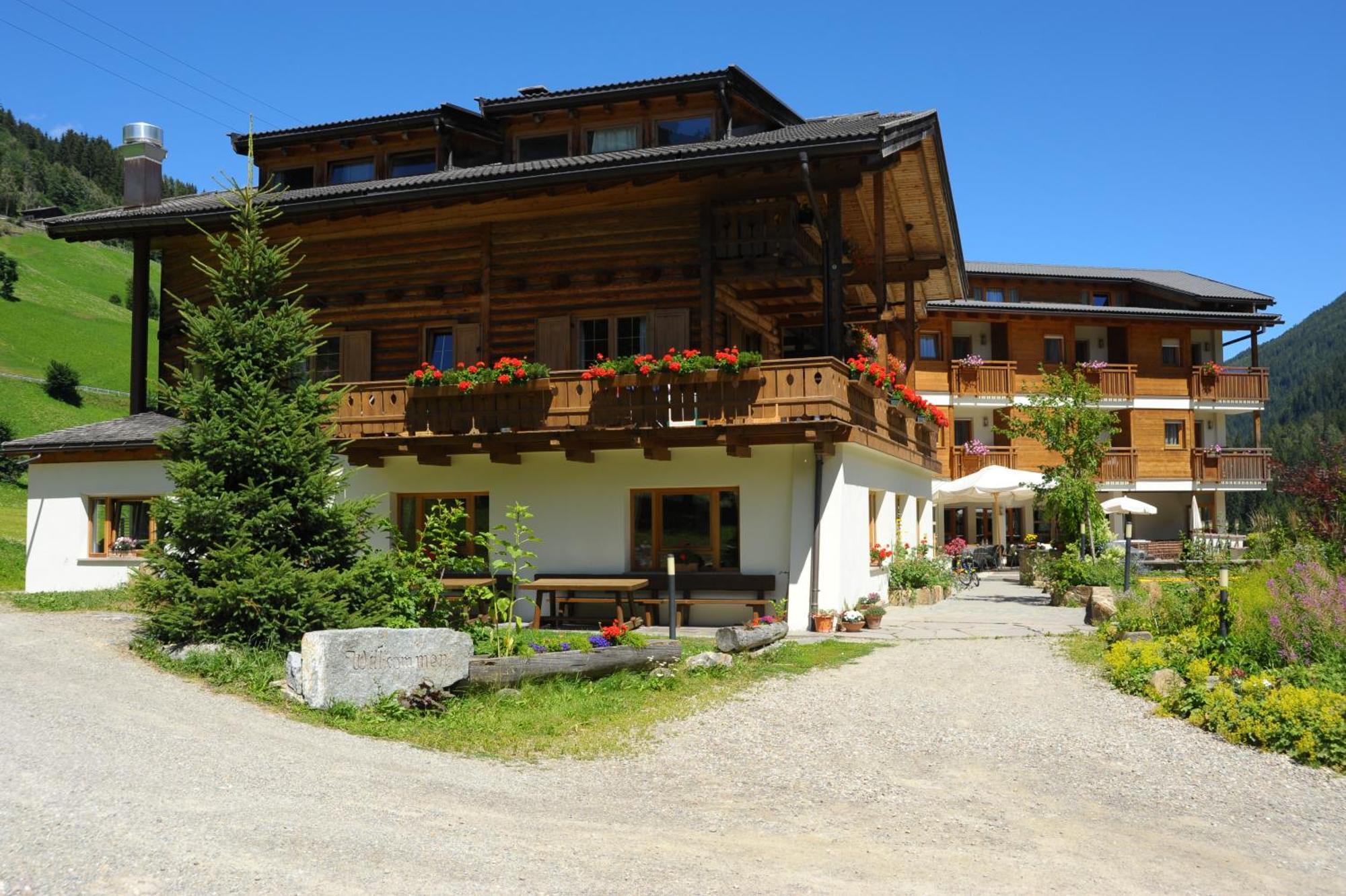 Hotel Ortler อุลติโม ภายนอก รูปภาพ